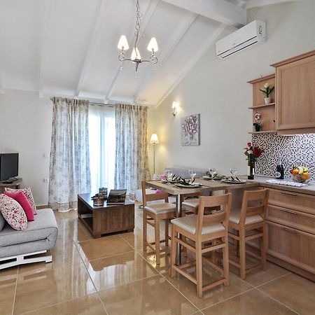 Mazis Apartments Agios Gordios  Dış mekan fotoğraf